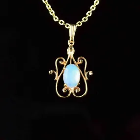 14K Gold Opal Pendant Necklace