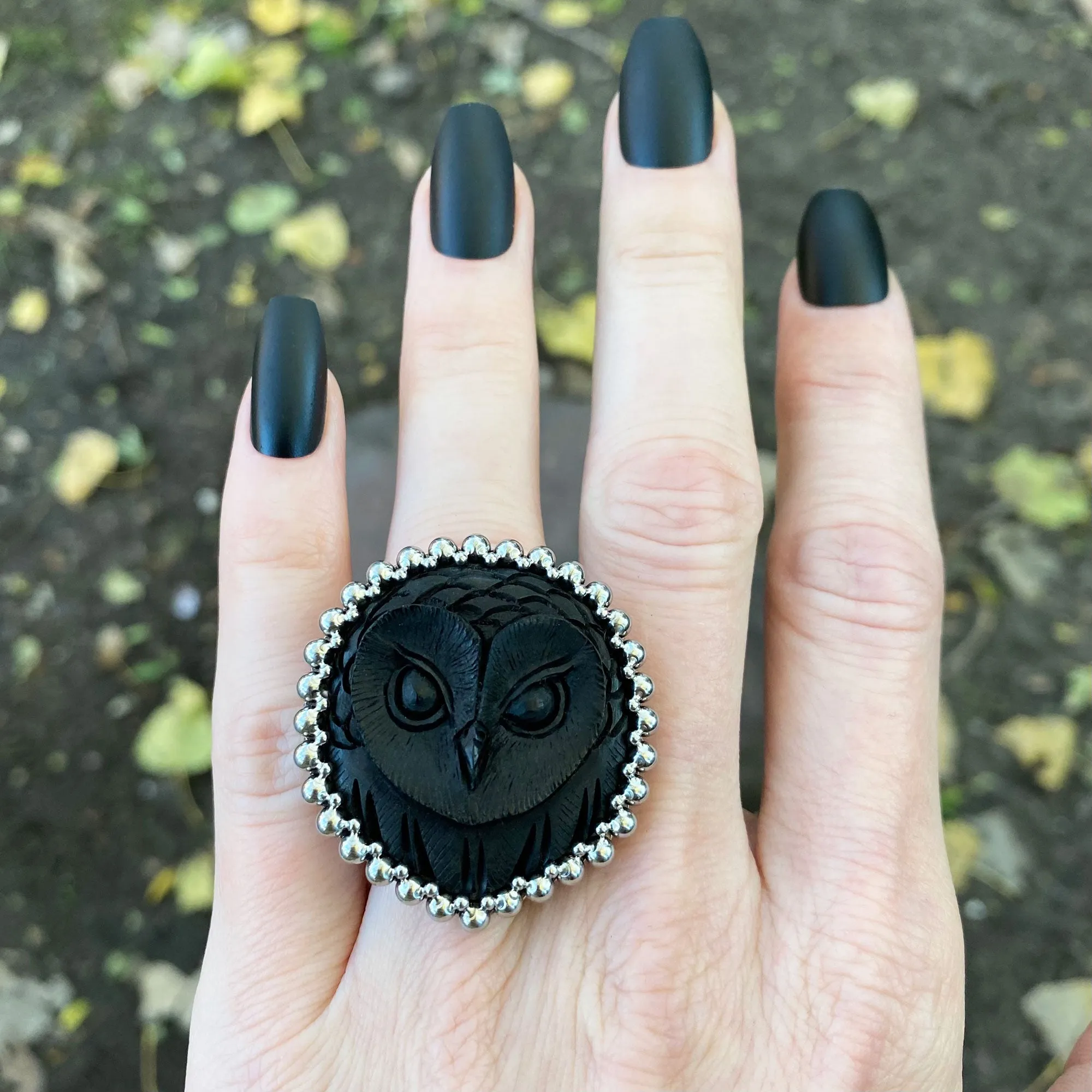 GEMSTONE Carved Black Horn Owl Ring: Size 8