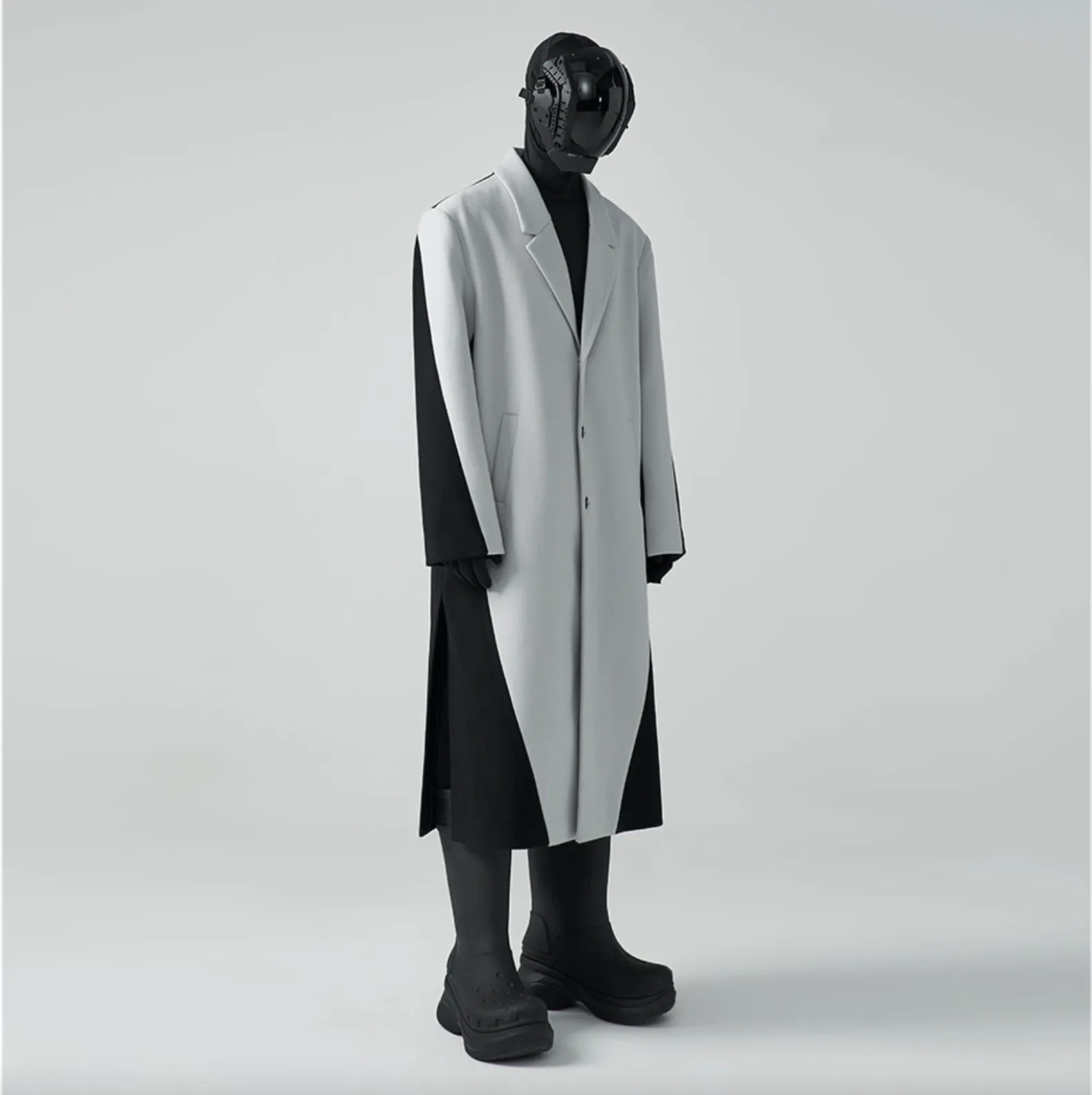 HOMME OVERSIZED TWO-TONE WOOL-BLEND COAT - CEMENT/ BLACK