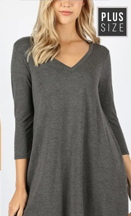 PLUS SIZE 3/4 Sleeve V-Neck Top (WITH POCKETS)