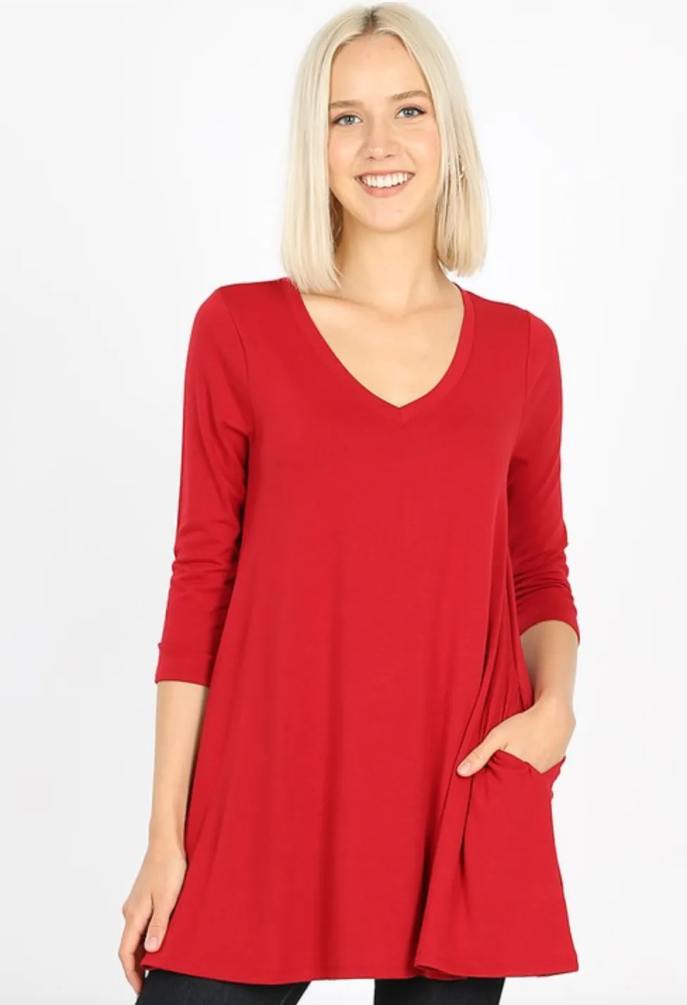 PLUS SIZE 3/4 Sleeve V-Neck Top (WITH POCKETS)