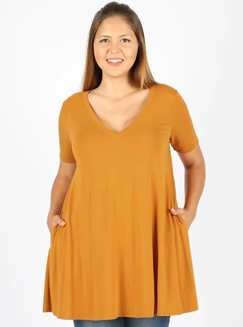 PLUS SIZE Short Sleeve V-Neck Top (WITH POCKETS)