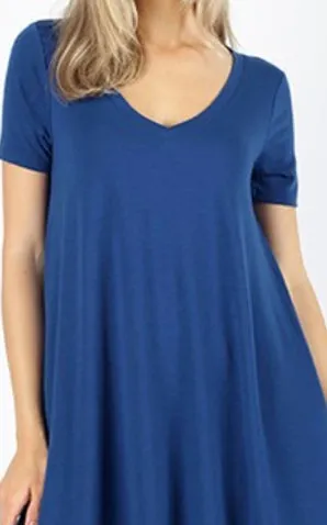 PLUS SIZE Short Sleeve V-Neck Top (WITH POCKETS)