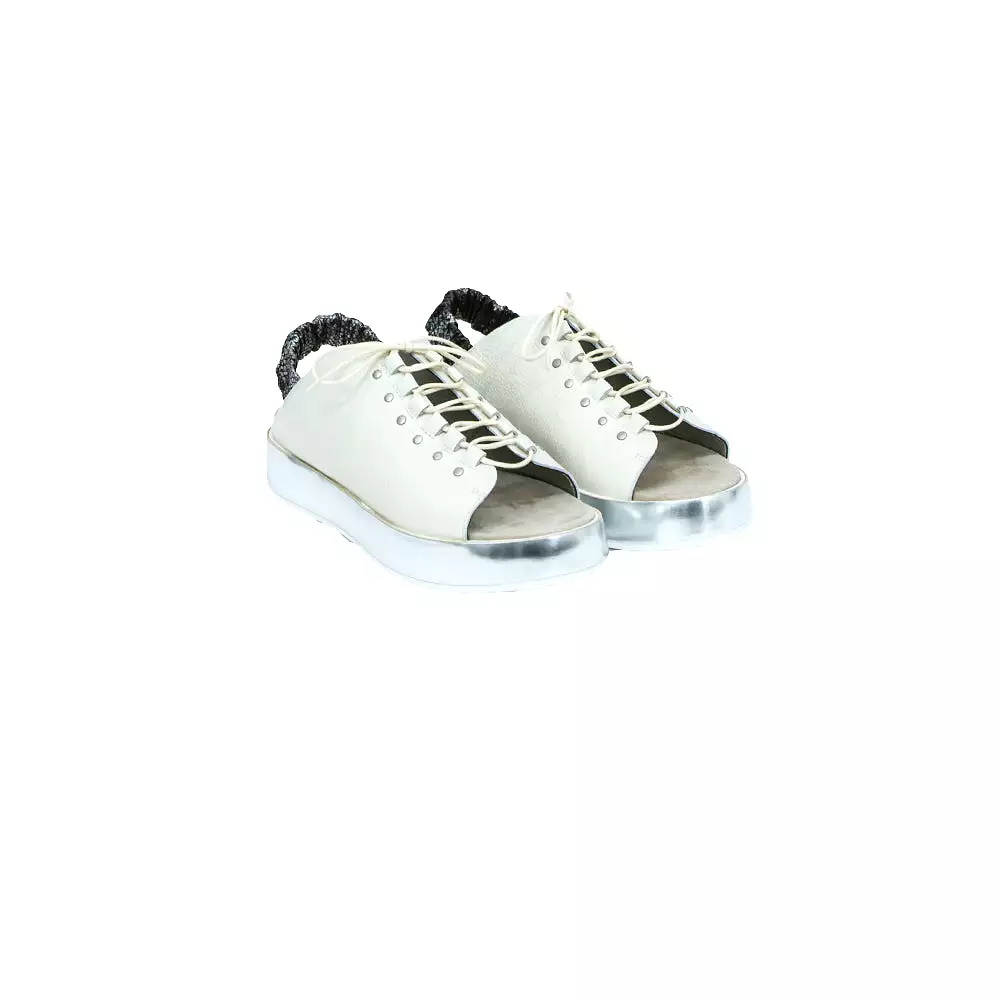 Slip On Chanel Lacci Cervo Chalk White