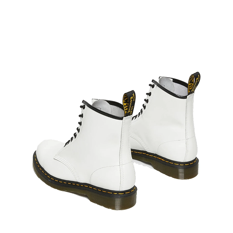 Women’s All Season Boots, White Mid-Top 